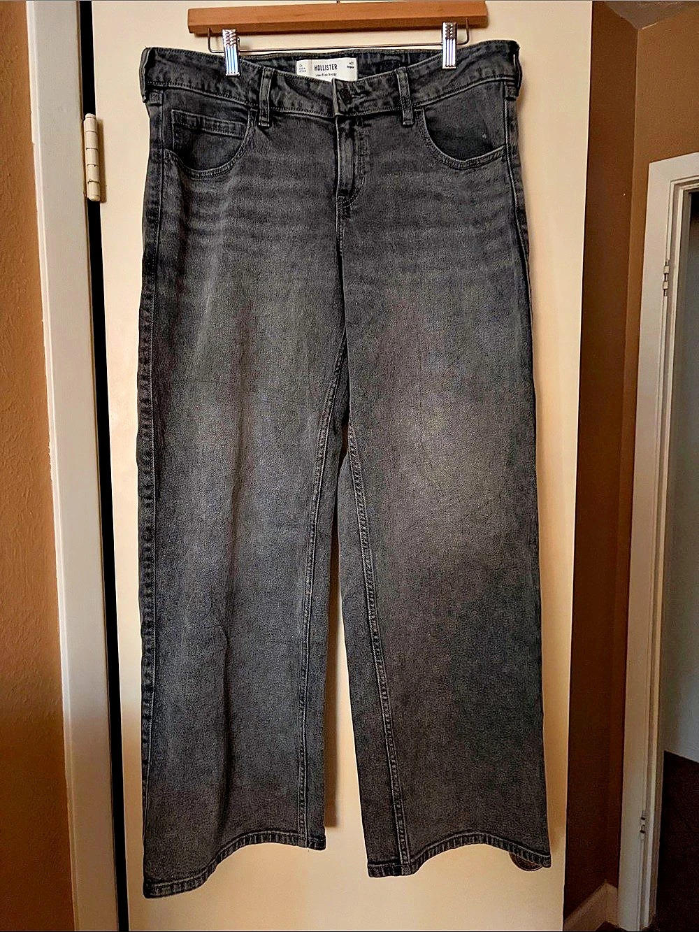 Hollister Low-Rise Baggy Jeans Gray Waist 12